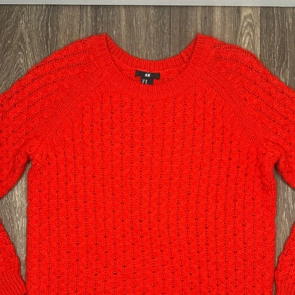 H&M Vibrant Red Crew Neck Sweater Women’s Size XS - Picture 7 of 12